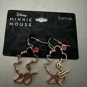 Minnie Mouse Earrings!!